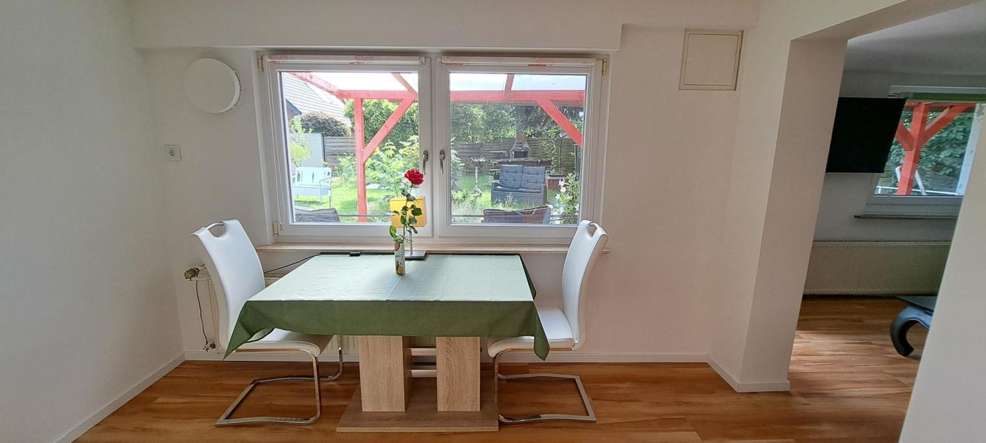 Bungalow An Der Tanne Mit Ueberdachter Terrasse Düsseldorf Esterno foto