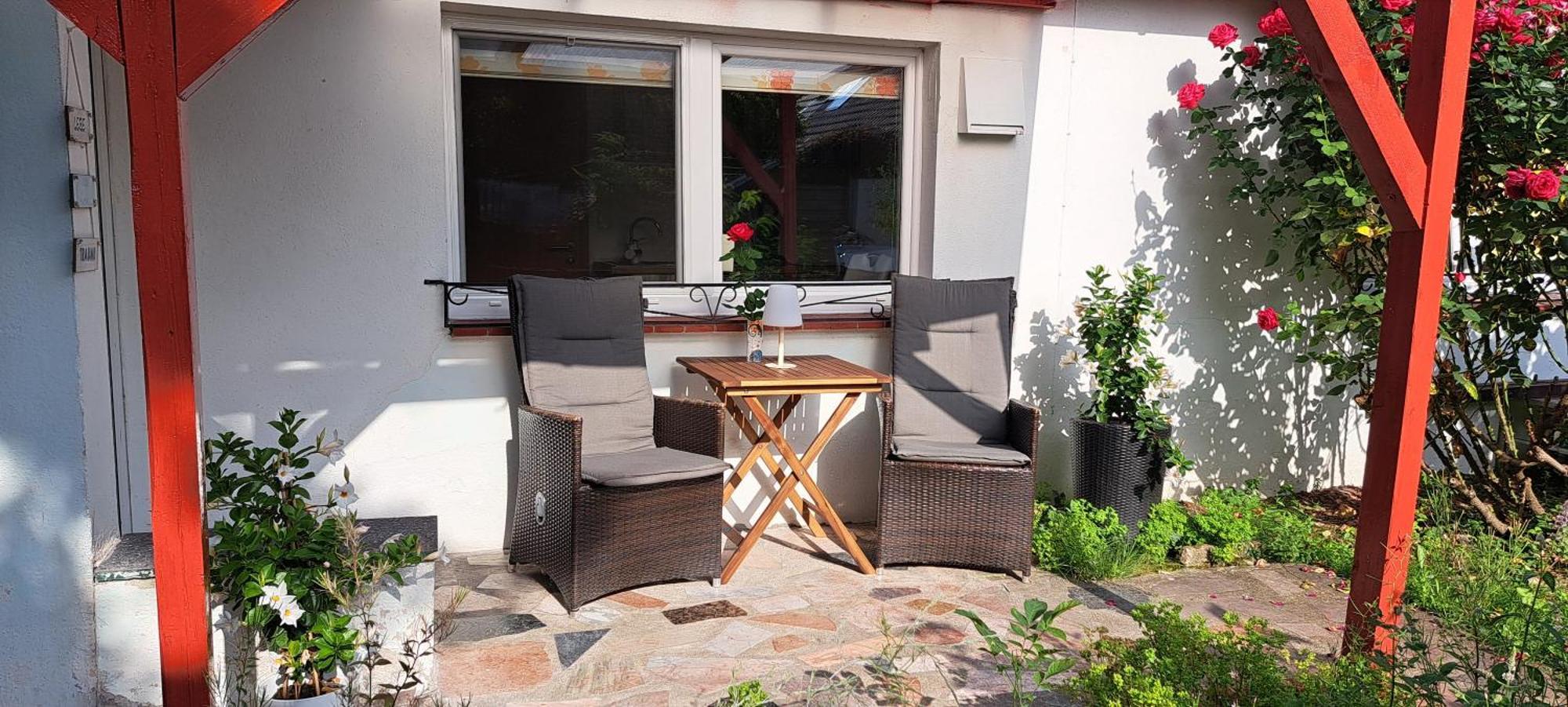 Bungalow An Der Tanne Mit Ueberdachter Terrasse Düsseldorf Esterno foto